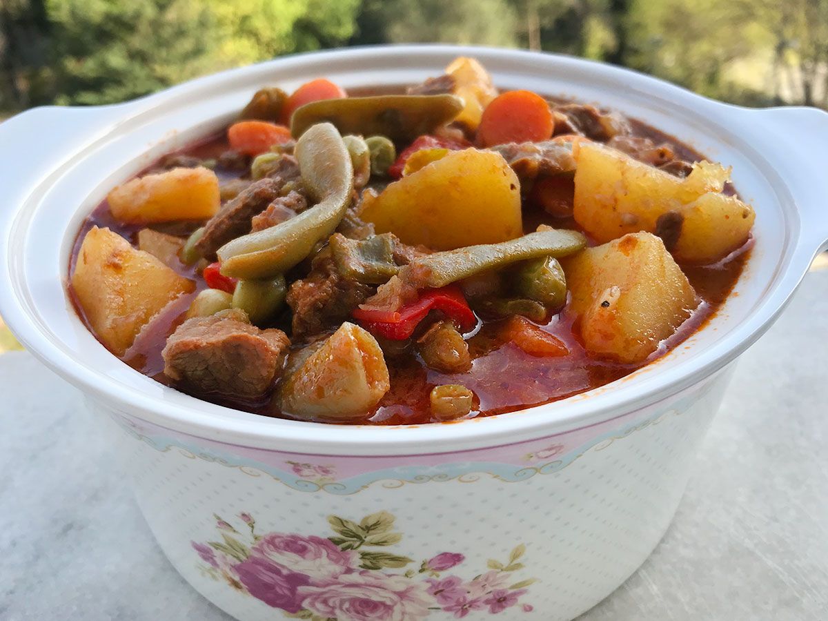 Etli Yaz Yemeği tarifi görseli