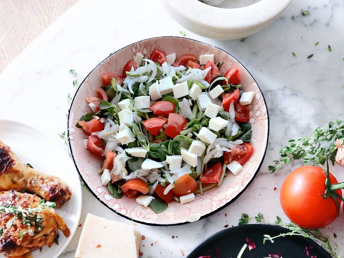 Hellimli Semizotu Salatası tarifi görseli