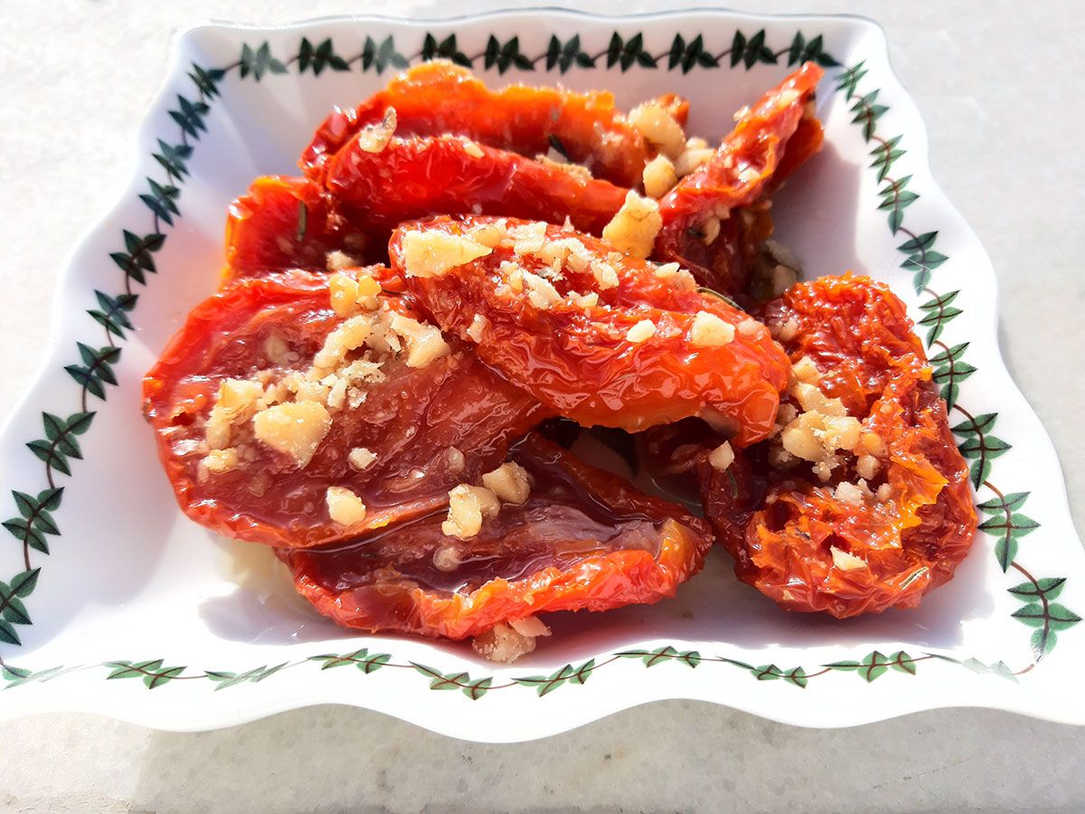 Kahvaltılık Kuru Domates tarifi görseli