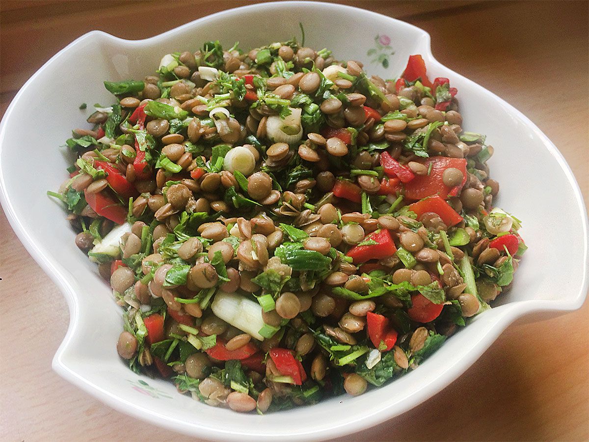 Kapya Biberli Yeşil Mercimek Salatası tarifi görseli