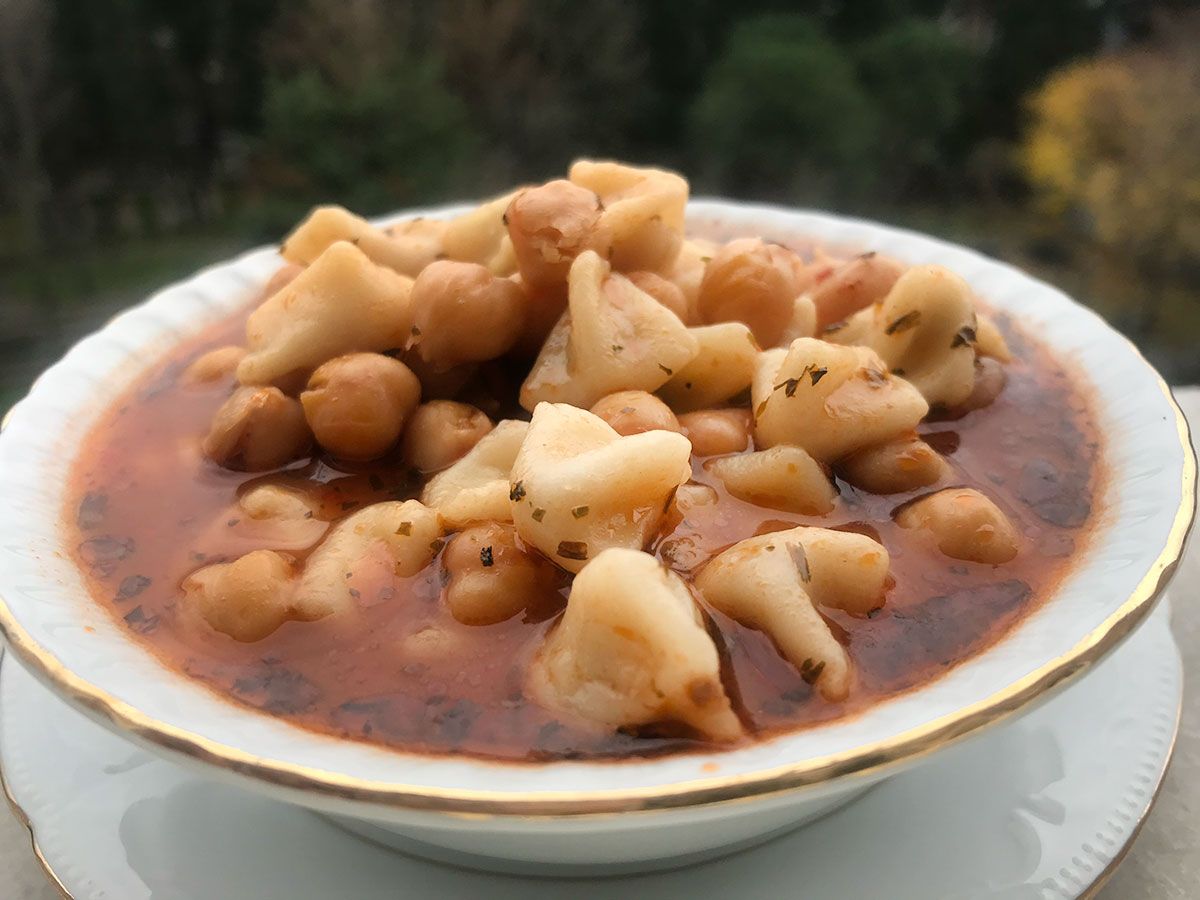 Yüksük Çorbası tarifi görseli