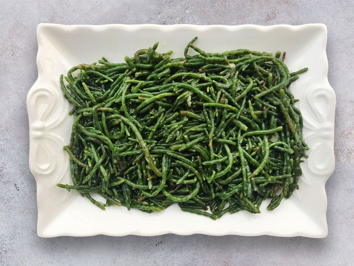 Deniz Börülcesi Salatası Tarifi - Zeytinyağlı, Sarımsaklı Ege Mezesi tarifi görseli