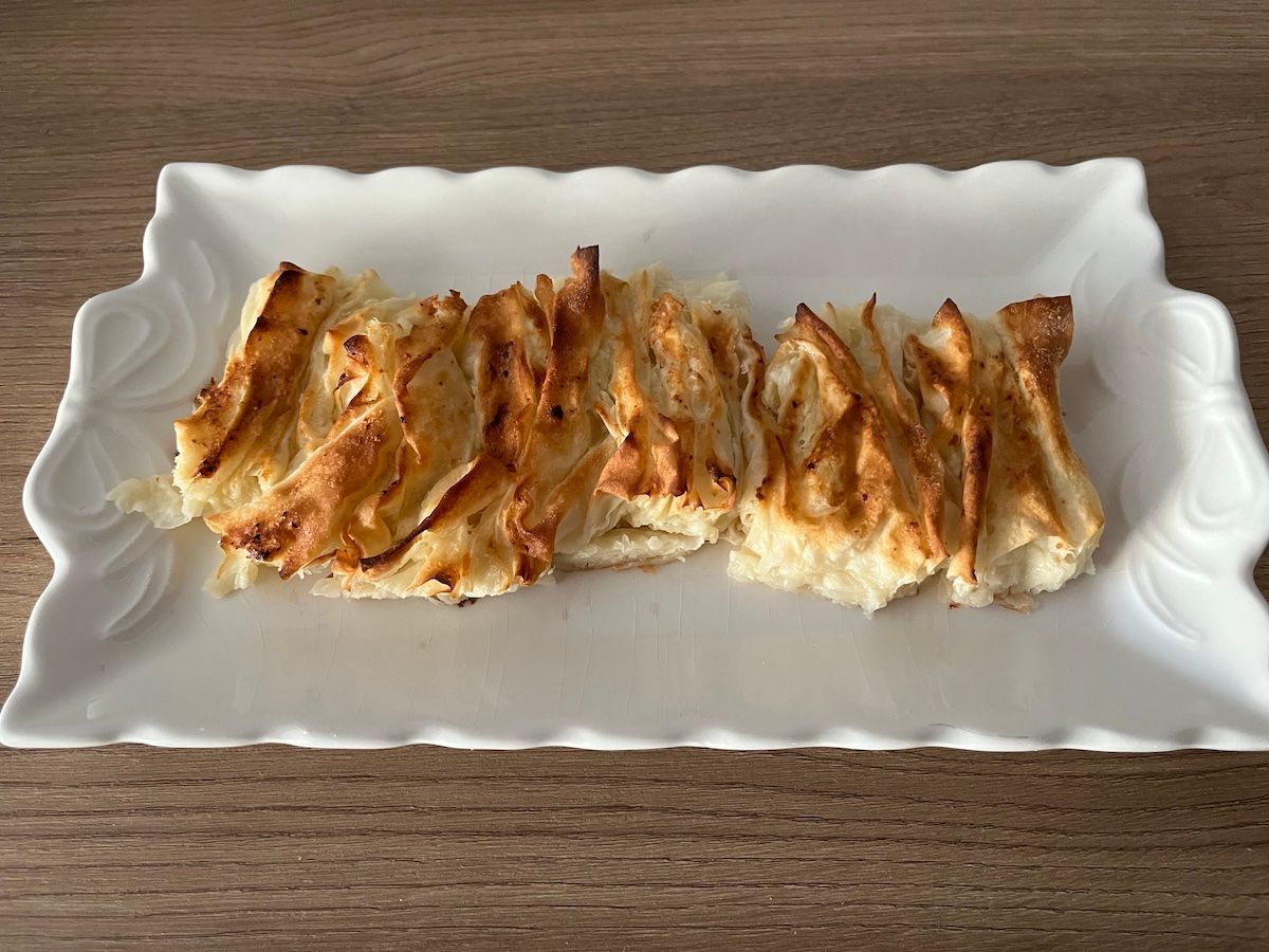 Kırma Börek Tarifi - Çıtır Çıtır Peynirli Lezzet tarifi görseli