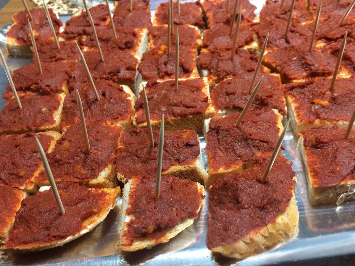 Acılı Kanepe tarifi görseli