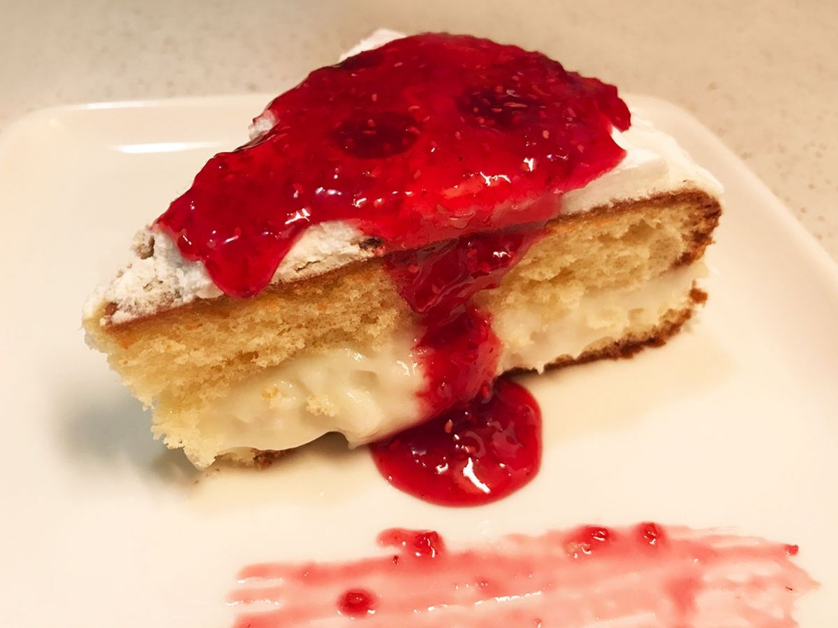 Ahududulu Pasta tarifi görseli