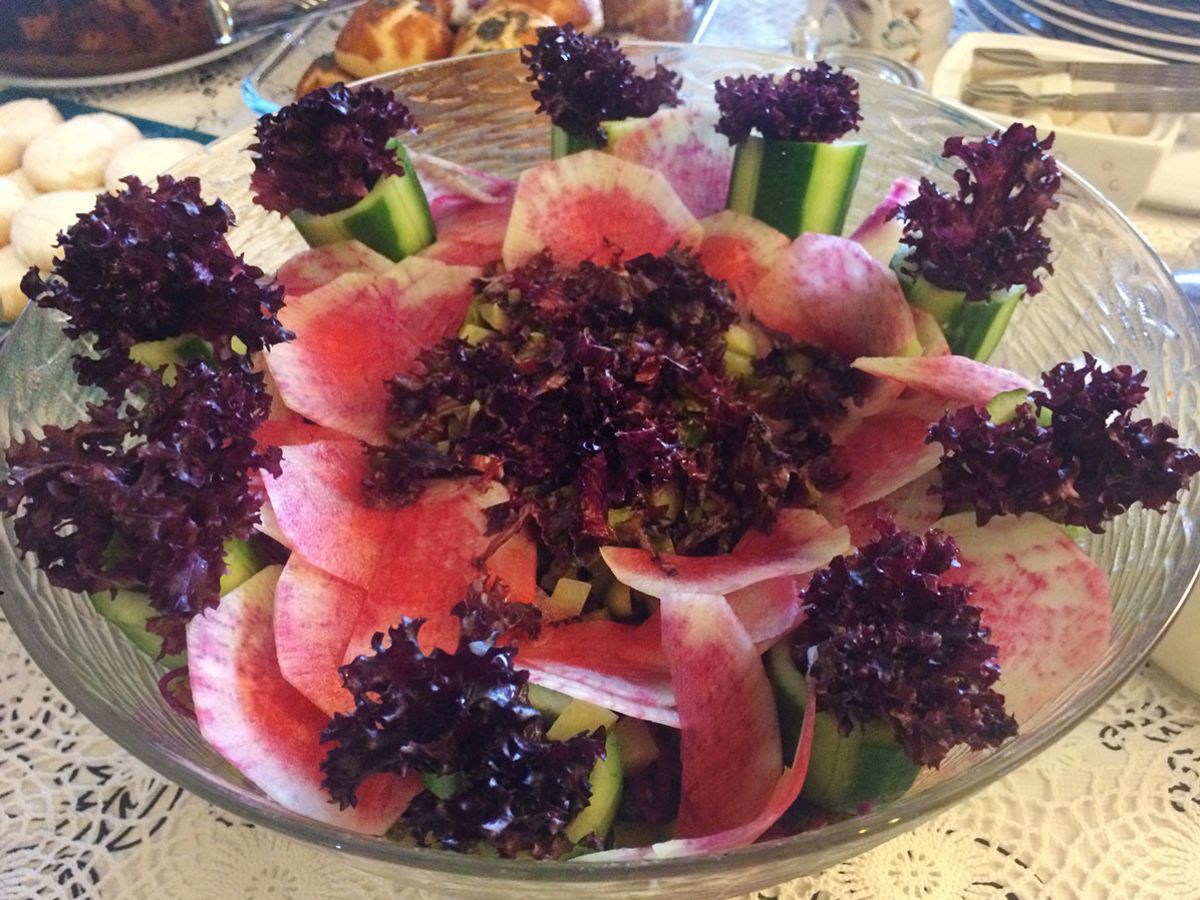 Kırmızı Turplu Patates Salatası tarifi görseli