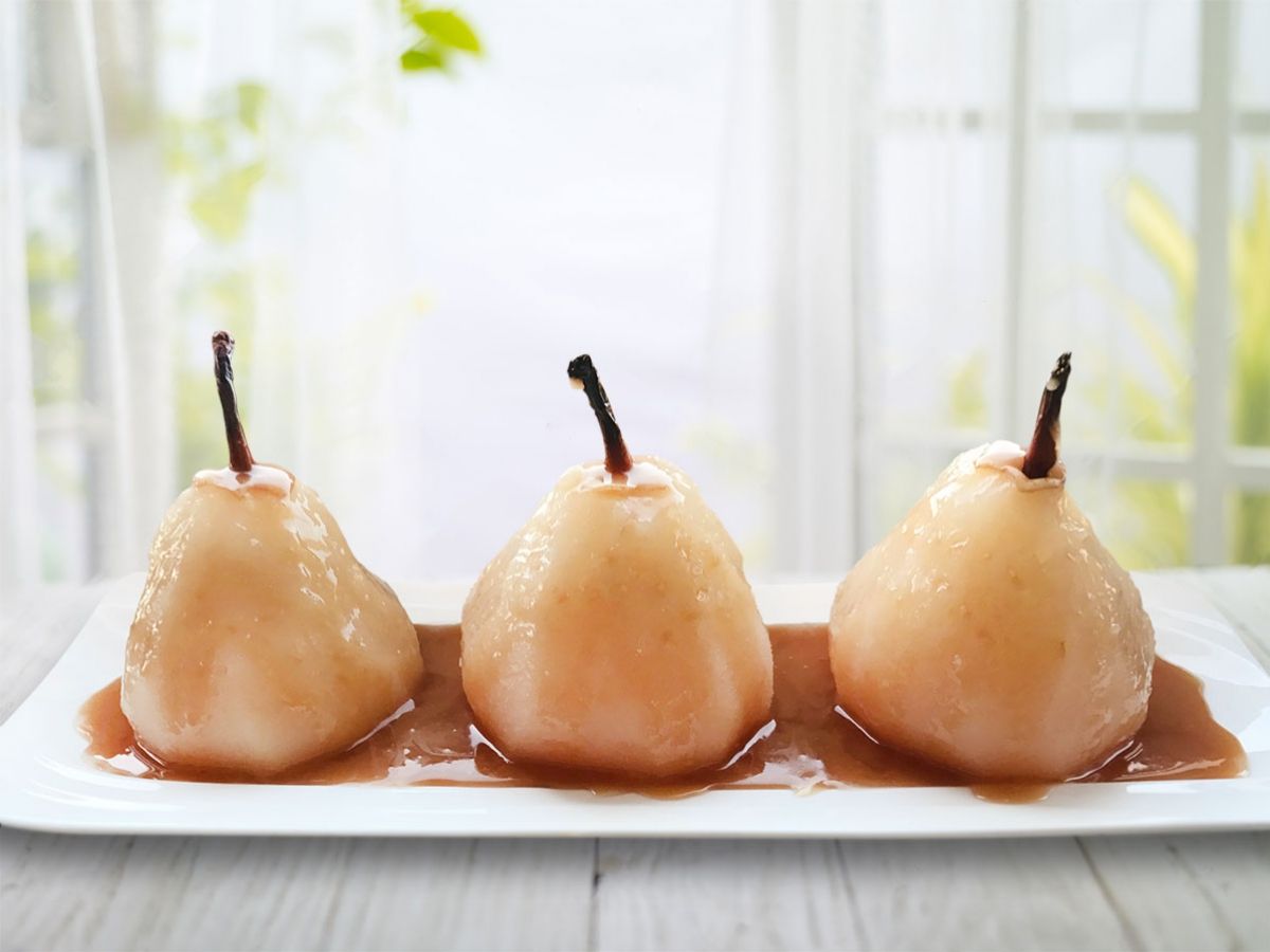 Pear Dessert with Caramel Sauce (Armut Tatlısı) recipe photo