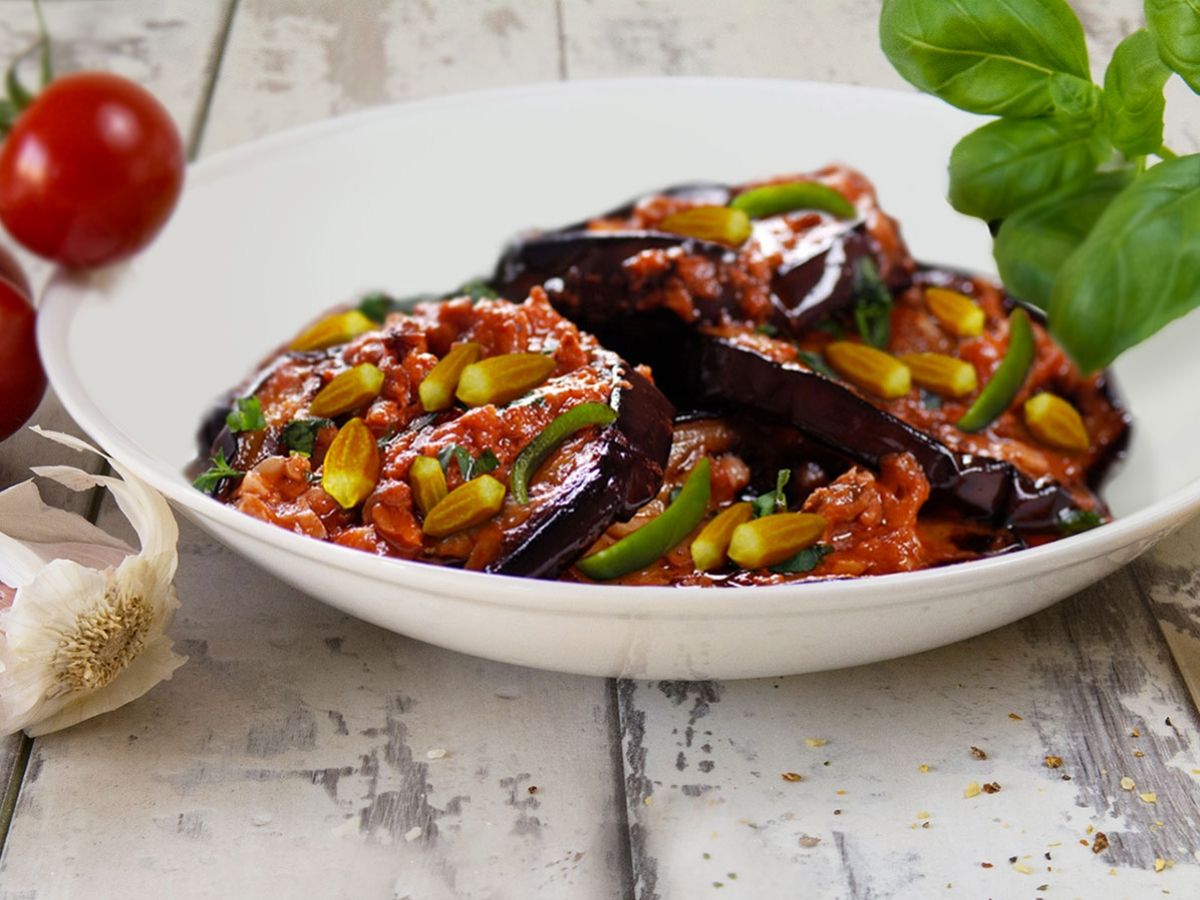Eggplant with Okra (Bamyalı Patlıcan) recipe photo
