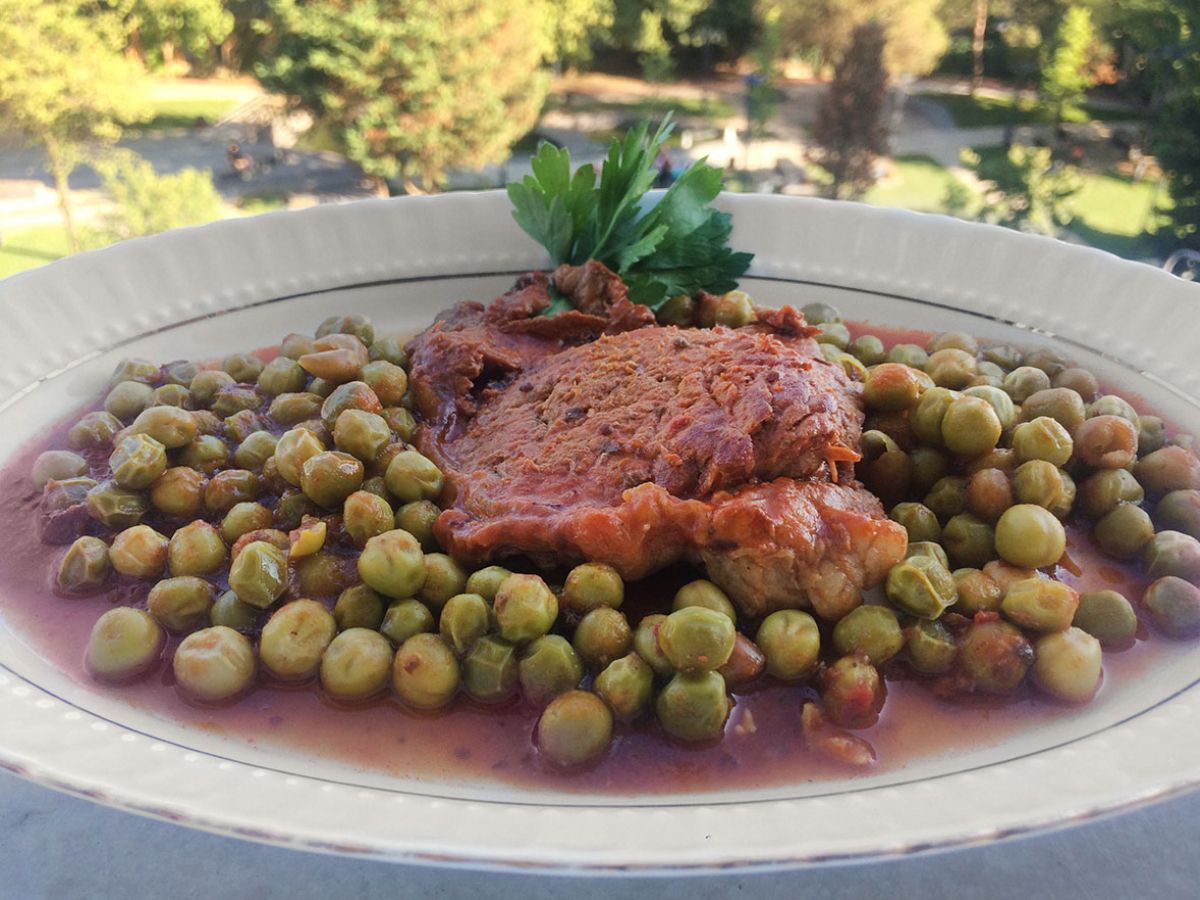 Bezelyeli Biftek tarifi görseli