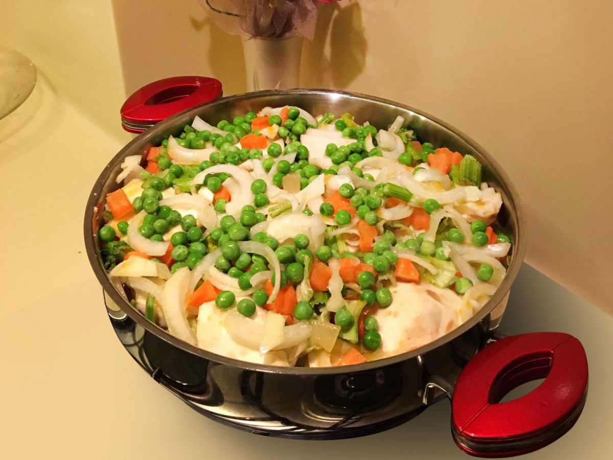 Bezelyeli Zeytinyağlı Kereviz tarifi görseli