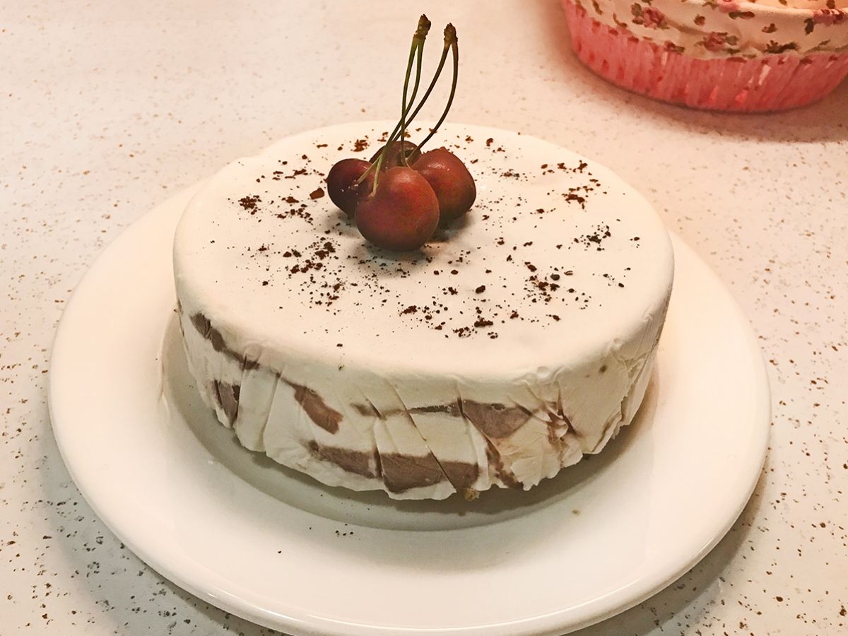 No-Bake Biscuit Icebox Cake recipe photo