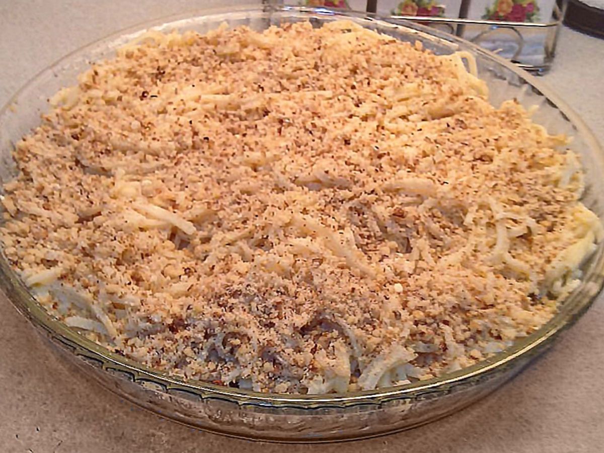 Walnut Noodles (Cevizli Erişte) recipe photo