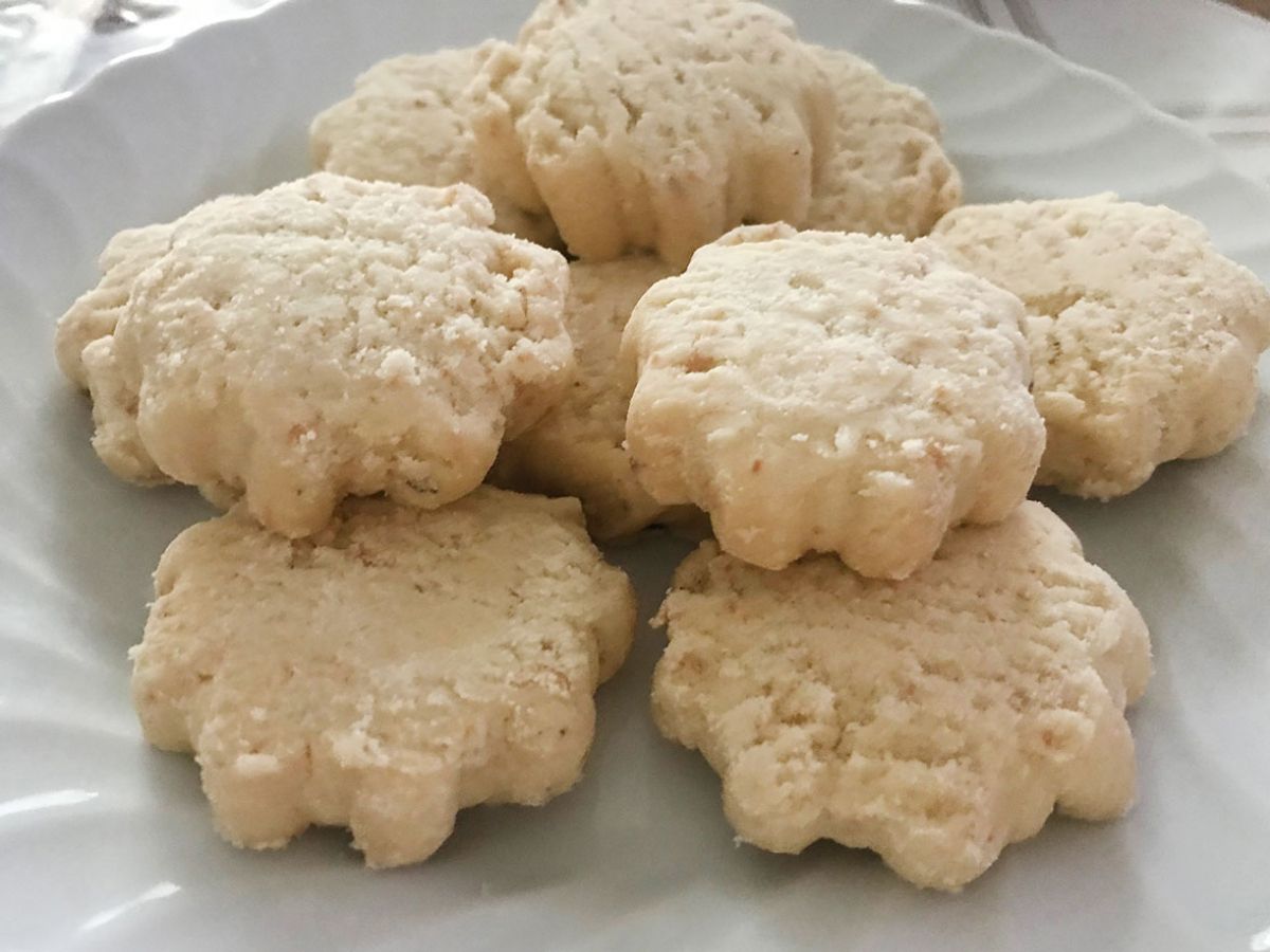 Çiçek Un Kurabiyesi tarifi görseli