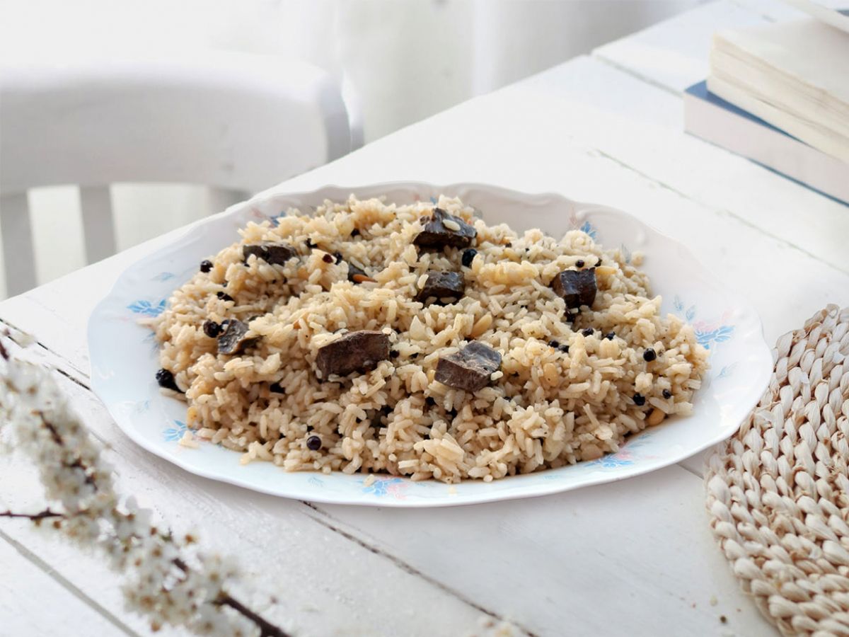 Ciğerli İç Pilav tarifi görseli