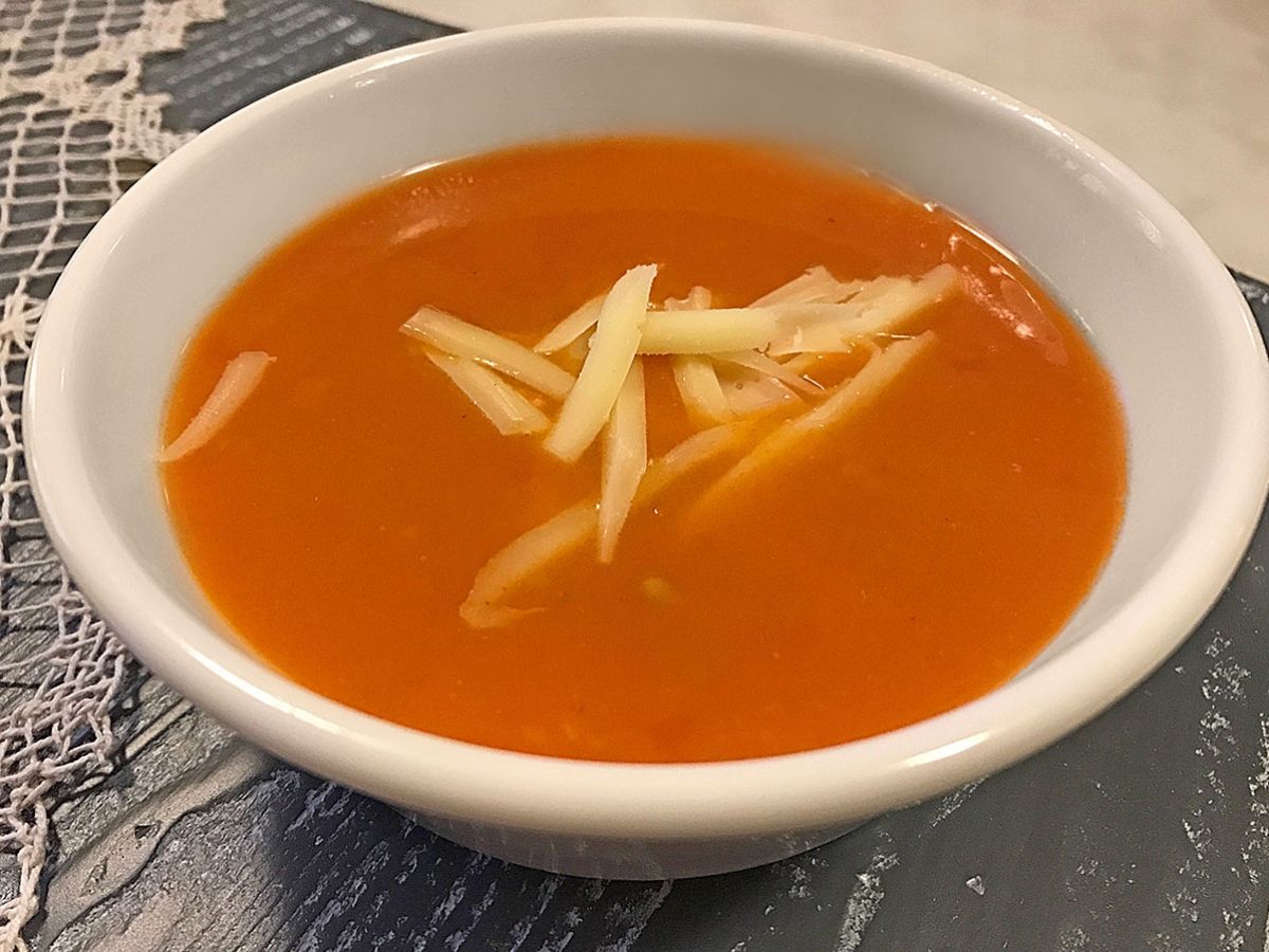 Tomato Soup (Domates Çorbası) recipe photo