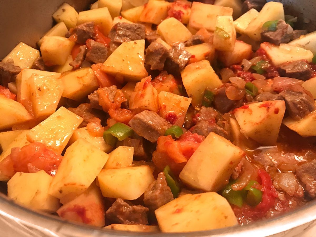 Etli Patates Yemeği tarifi görseli