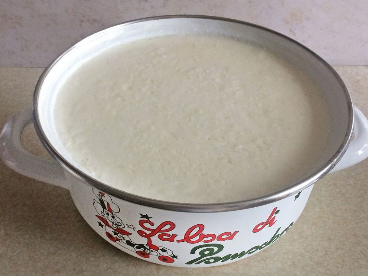 Ev Yapımı Yoğurt tarifi görseli