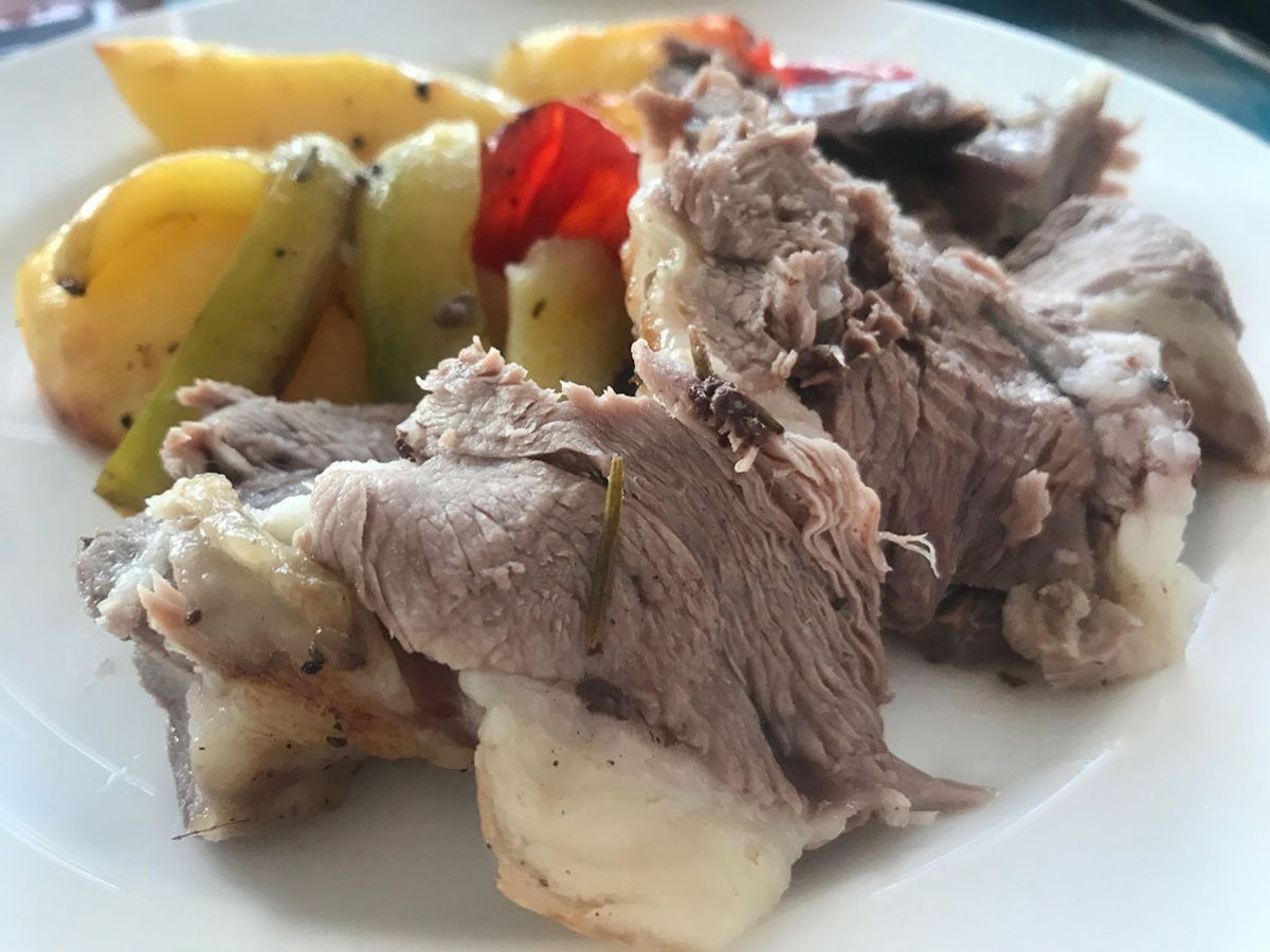 Fırında Kabaklı Kuzu Kol Kebabı tarifi görseli