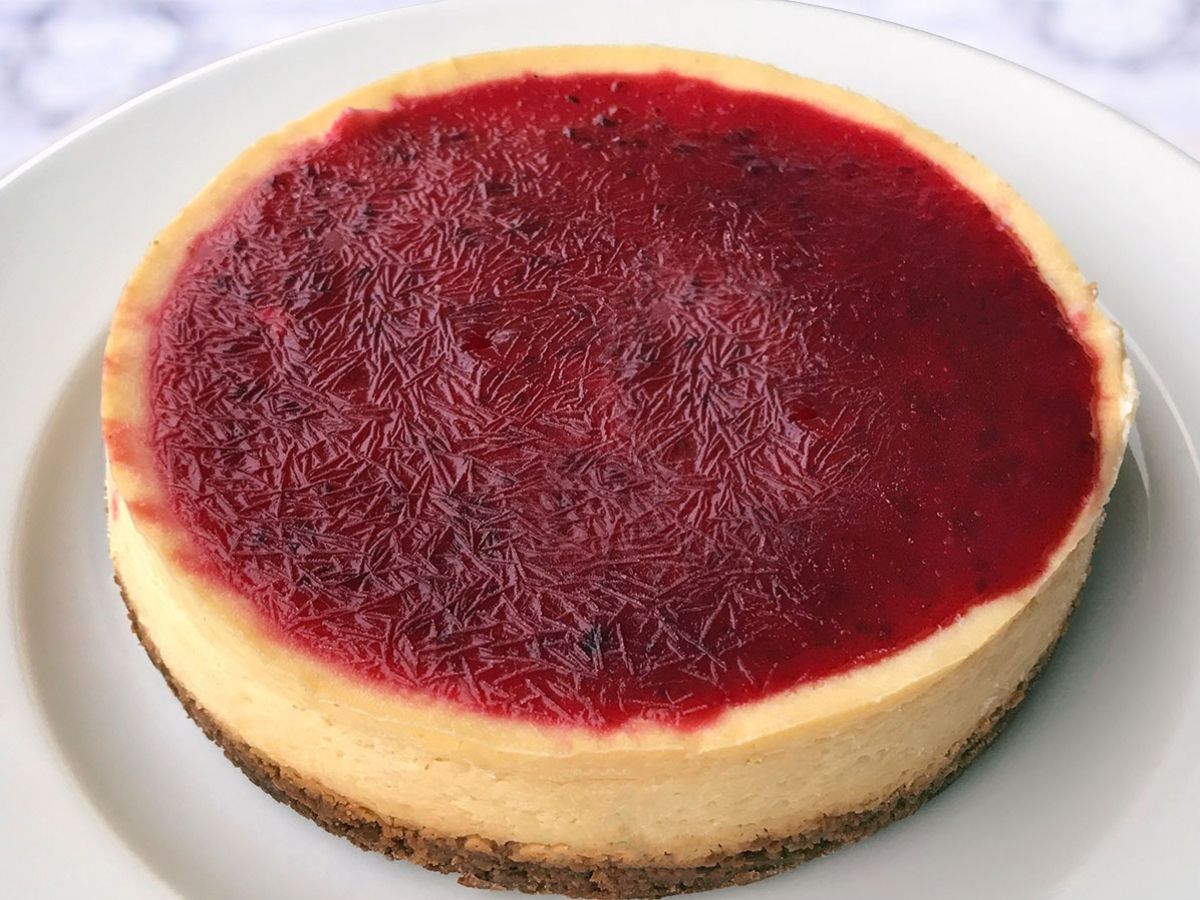 Frambuazlı Cheesecake tarifi görseli
