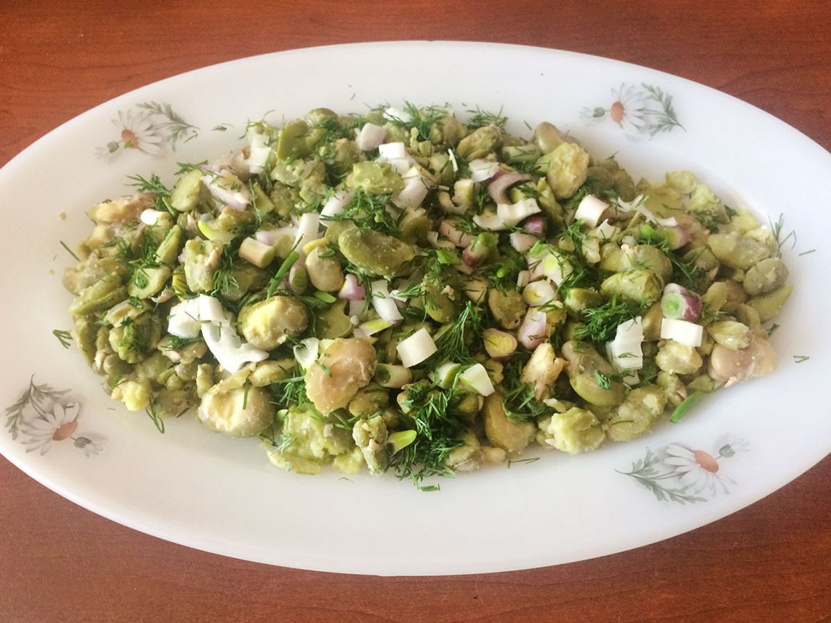 İç Bakla Salatası tarifi görseli