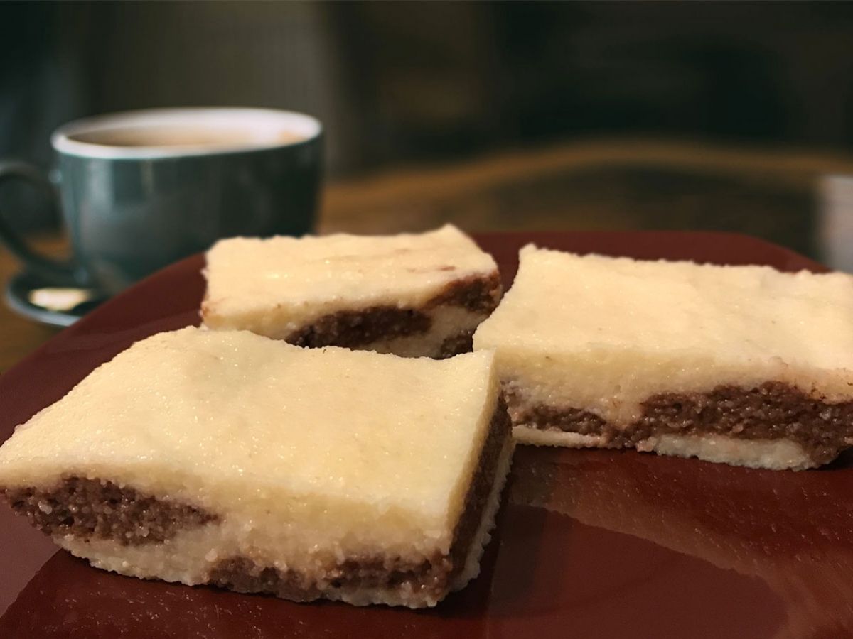 İki Renkli İrmik Tatlısı tarifi görseli