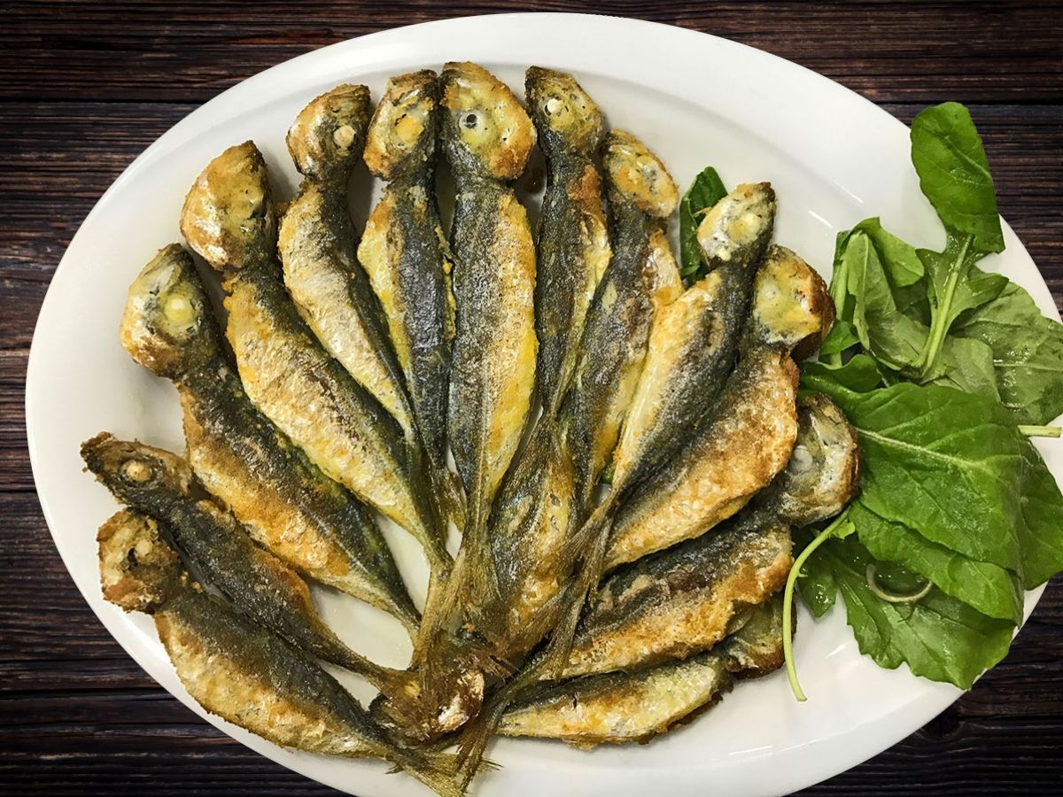 Pan-Fried Horse Mackerel (İstavrit Tava) recipe photo