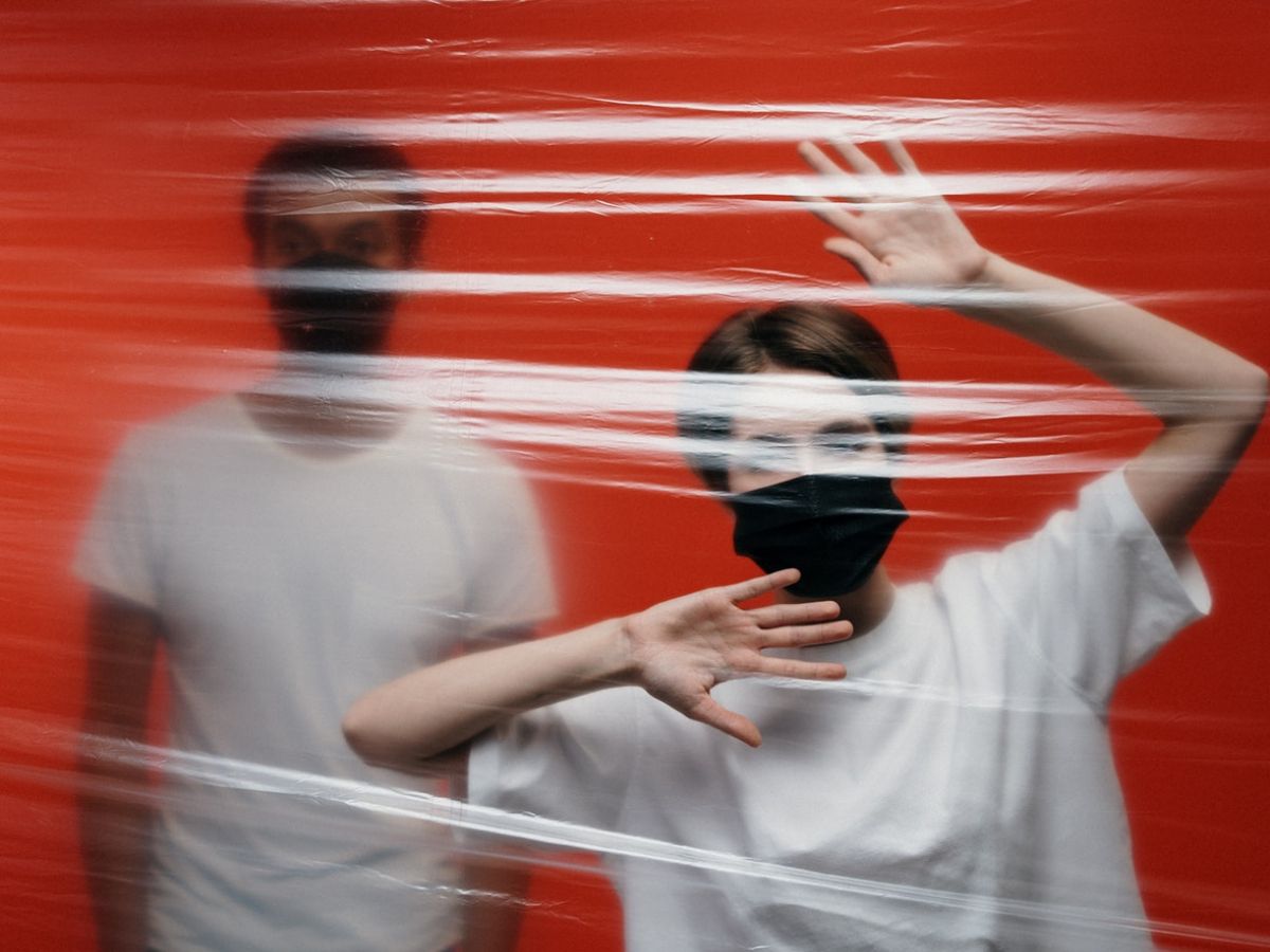 Beware of Viruses in Enclosed Spaces! image