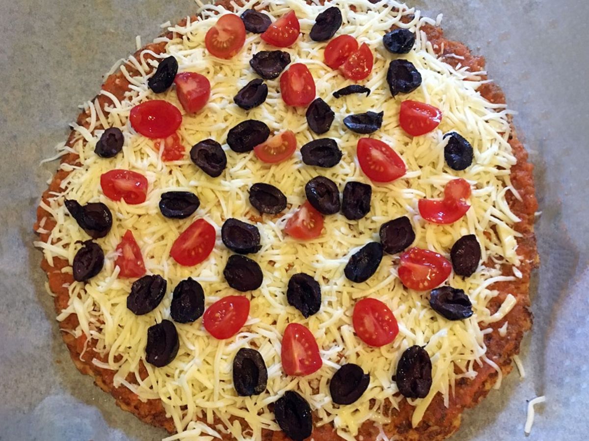 Karnabahar Pizzası tarifi görseli