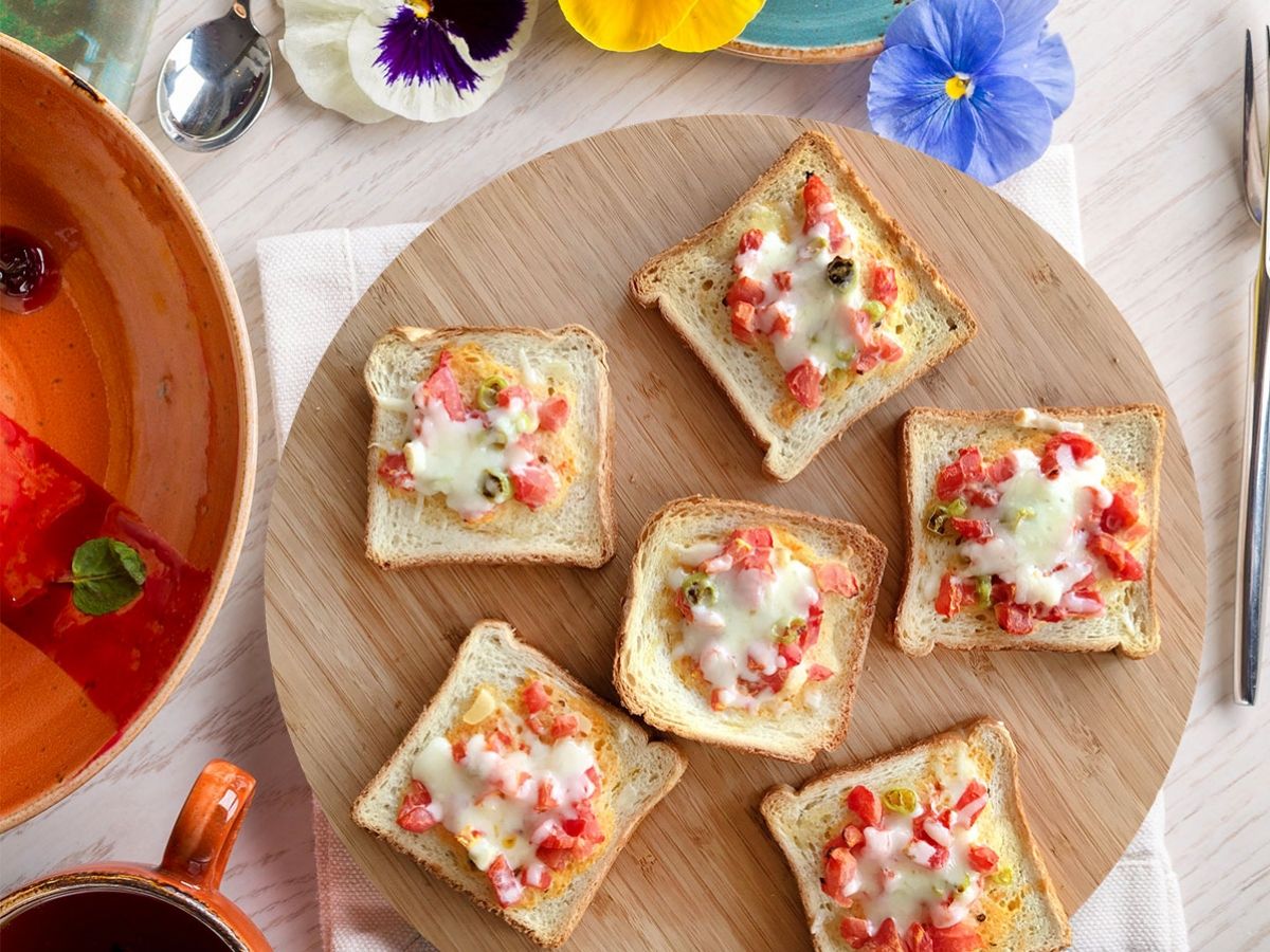 Kaşarlı Bruschetta tarifi görseli