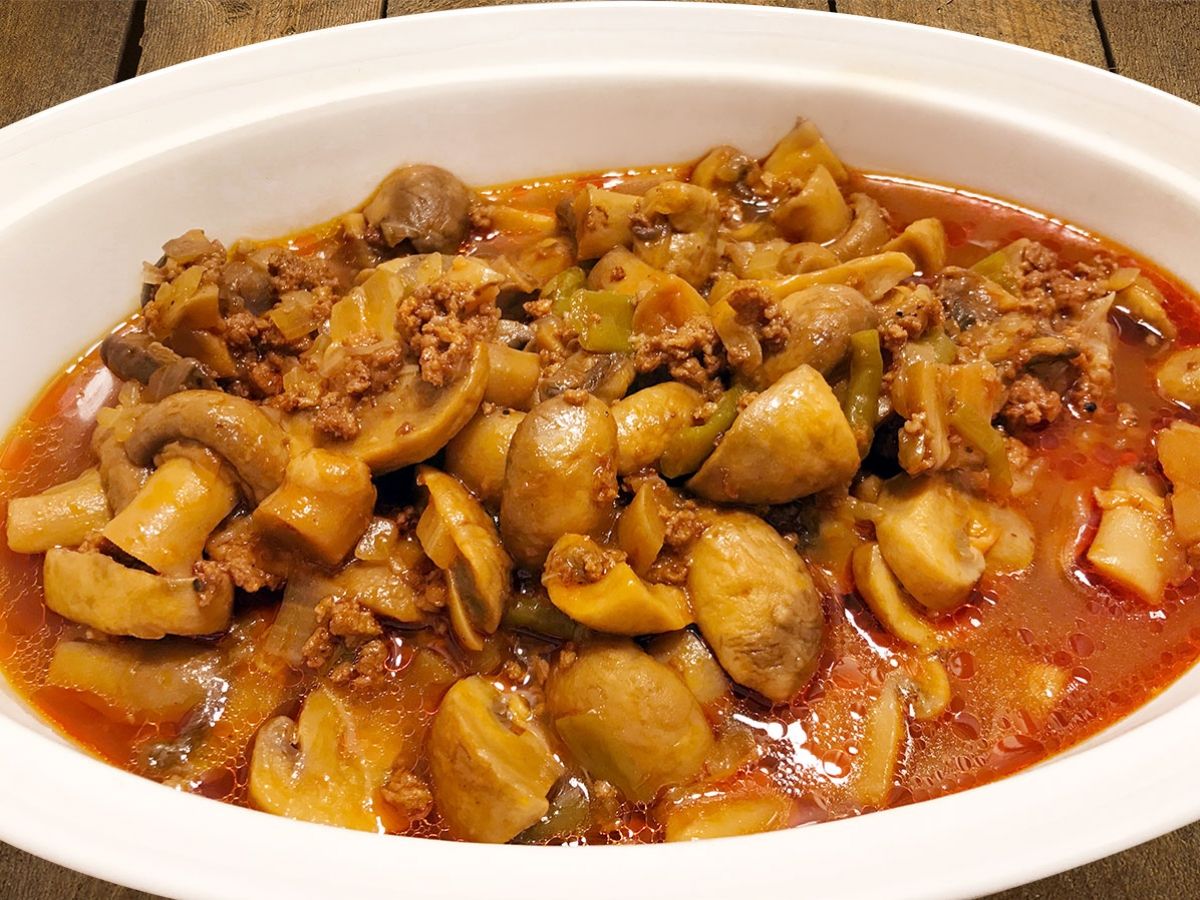 Kıymalı Mantar Yemeği tarifi görseli