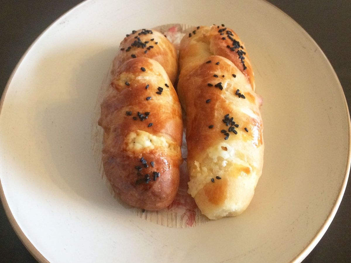 Lor Peynirli Poğaça tarifi görseli