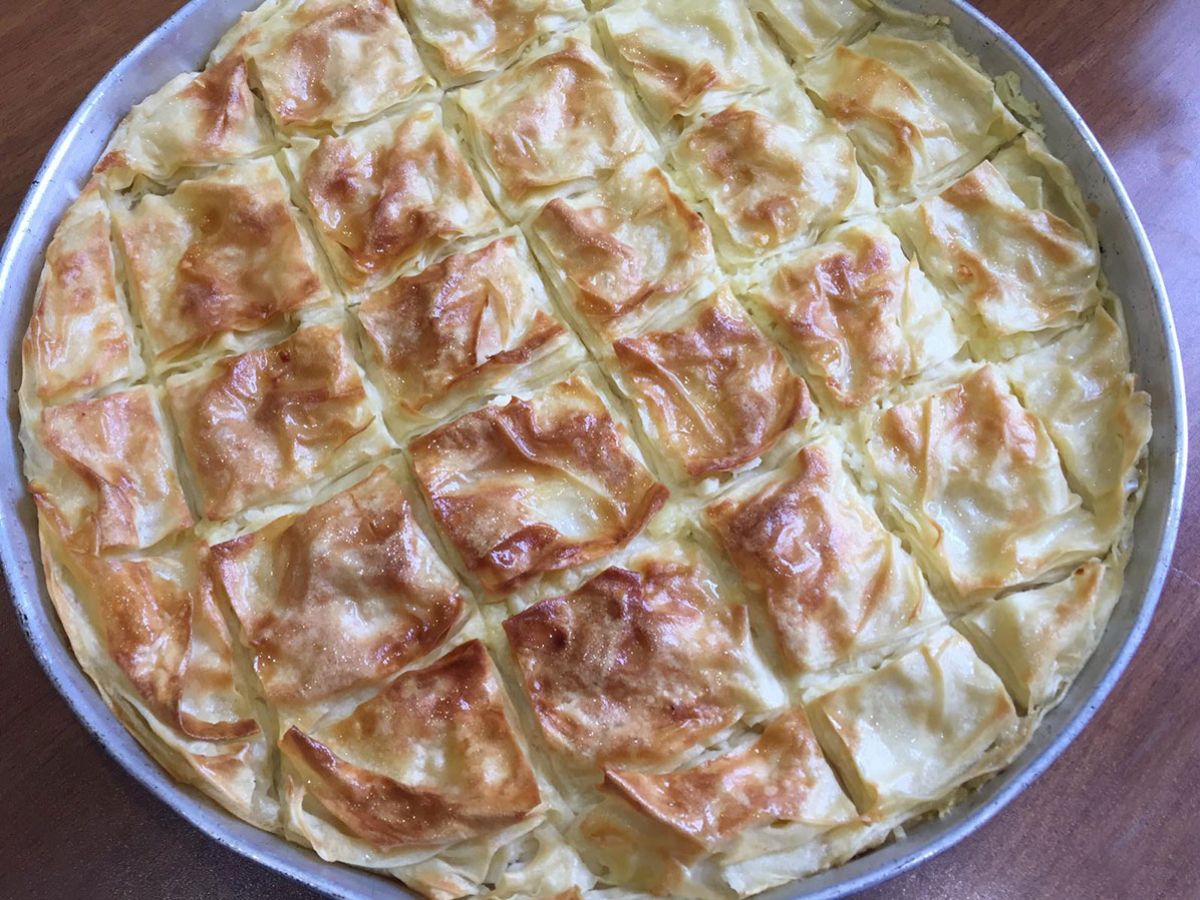 Lor Peynirli Su Böreği tarifi görseli