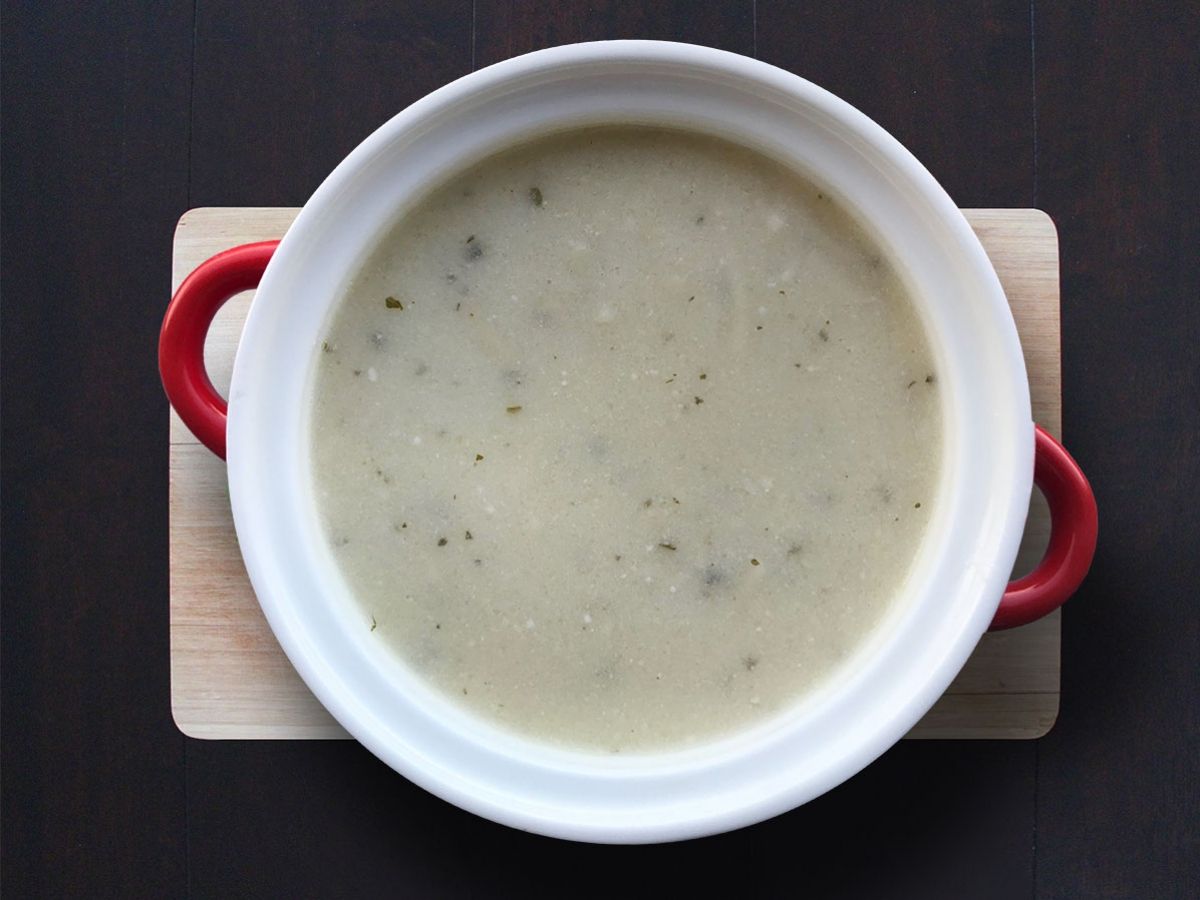 Makarnalı Yoğurt Çorbası tarifi görseli