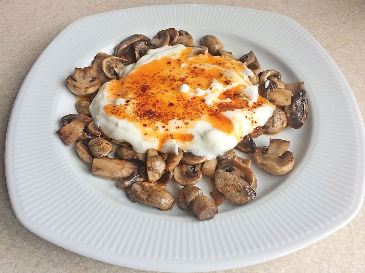 Mushroom Mantı (Turkish Dumplings) recipe photo