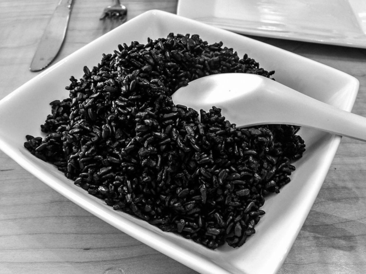 What Is Black Rice? What Are Its Benefits? image