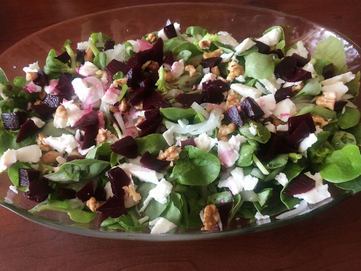 Pancar Turşulu Semizotu Salatası tarifi görseli