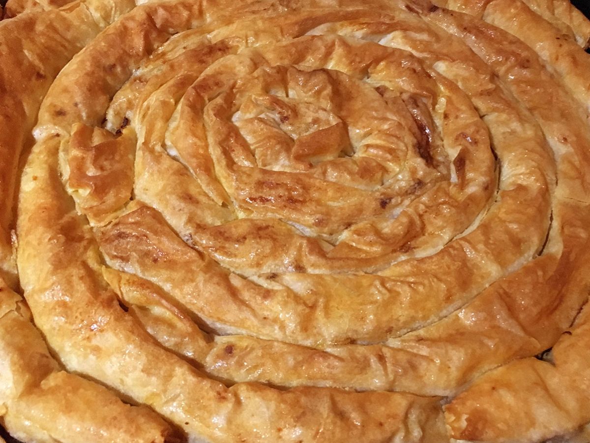 Patatesli Açma Kol Böreği tarifi görseli