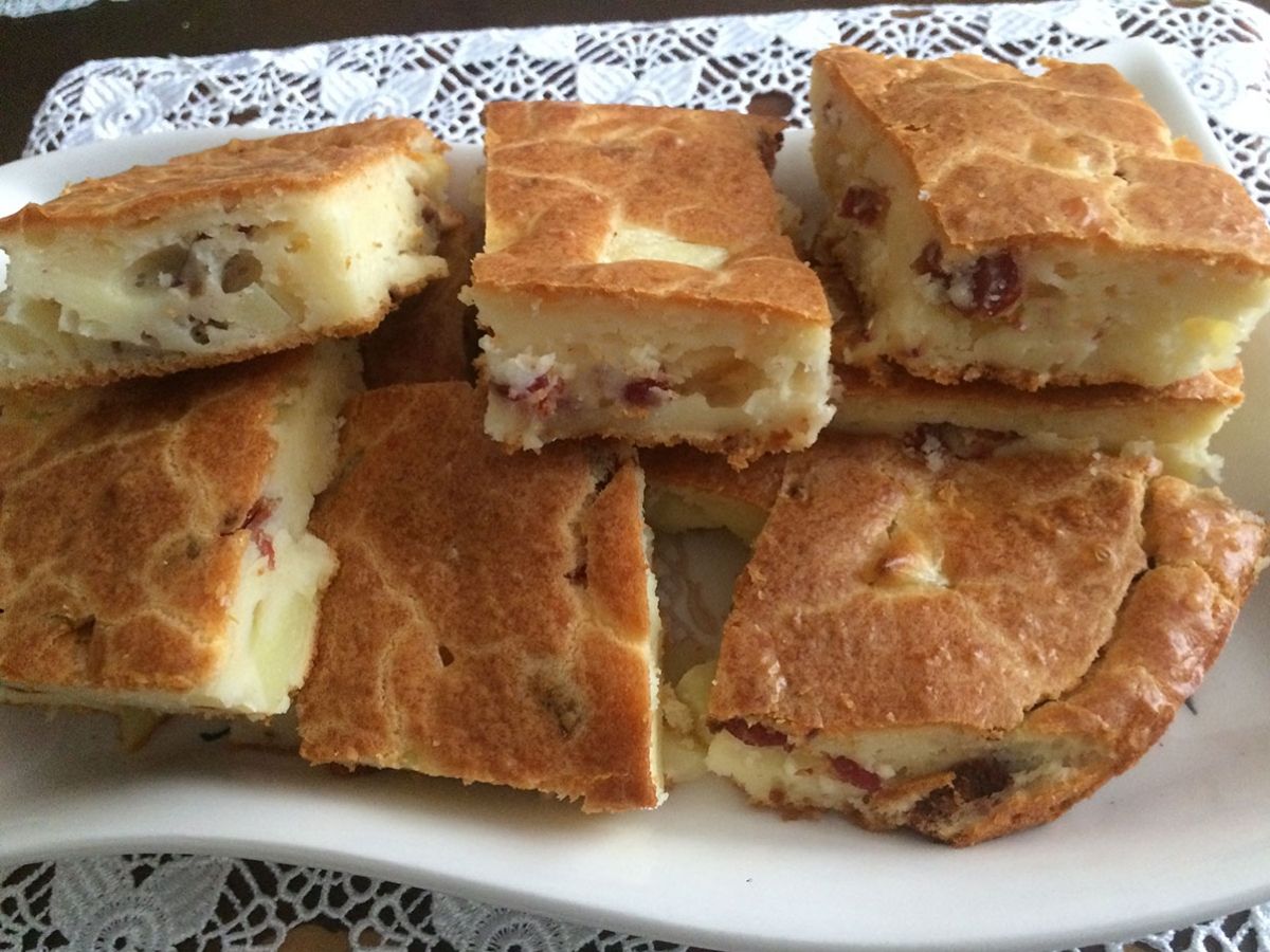 Patatesli Pastırmalı Tuzlu Kek tarifi görseli