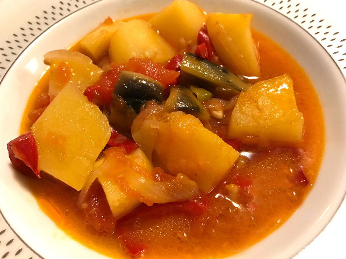 Patatesli Patlıcan Yemeği tarifi görseli