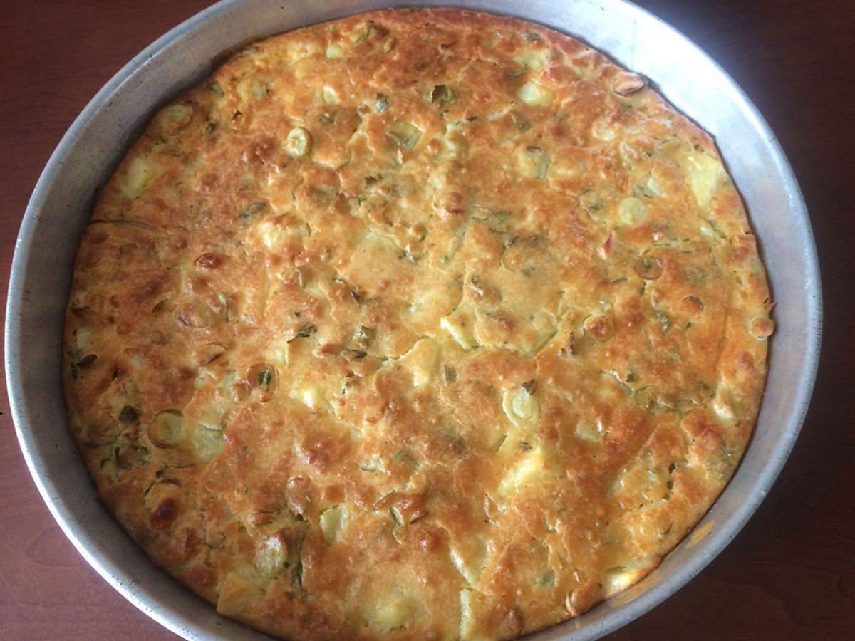 Pırasalı Peynirli Tuzlu Kek tarifi görseli