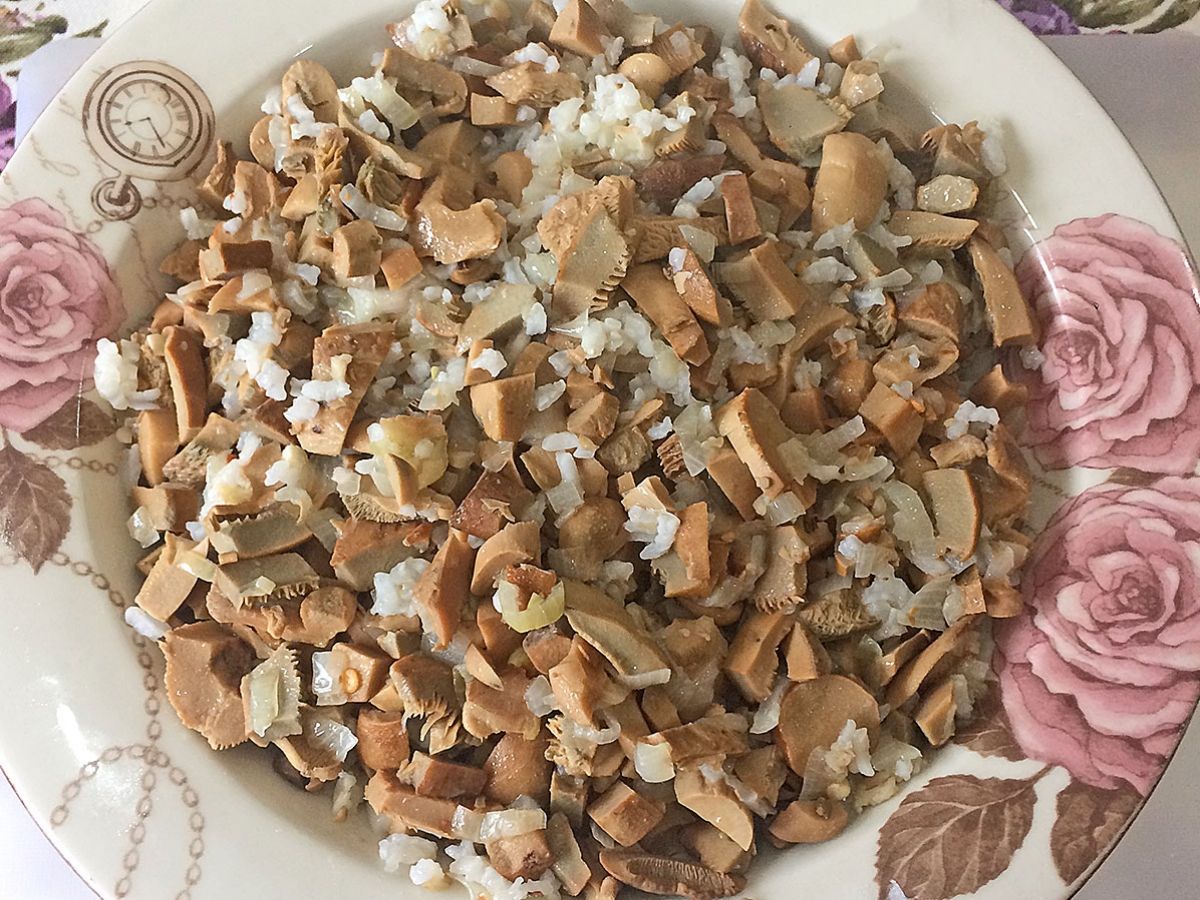 Rice and Mushroom Sauté (Pirinçli Mantar Kavurma) - Hearty & Quick recipe photo