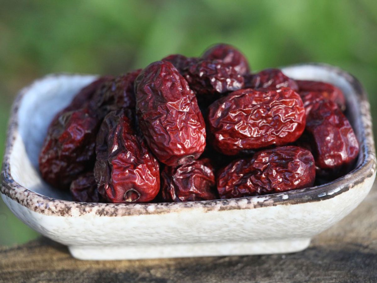 Everything You Need to Know About Dates, the Crown Jewel of Ramadan Tables image