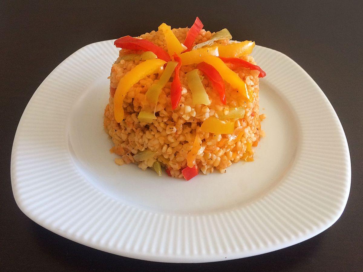 Sebzeli Bulgur Pilavı tarifi görseli