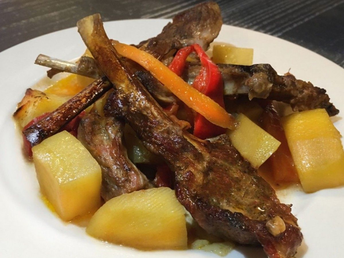 Hot Lamb Chop Pilaki (Braised Lamb Chops with Vegetables) - Melt-in-Your-Mouth Tender recipe photo