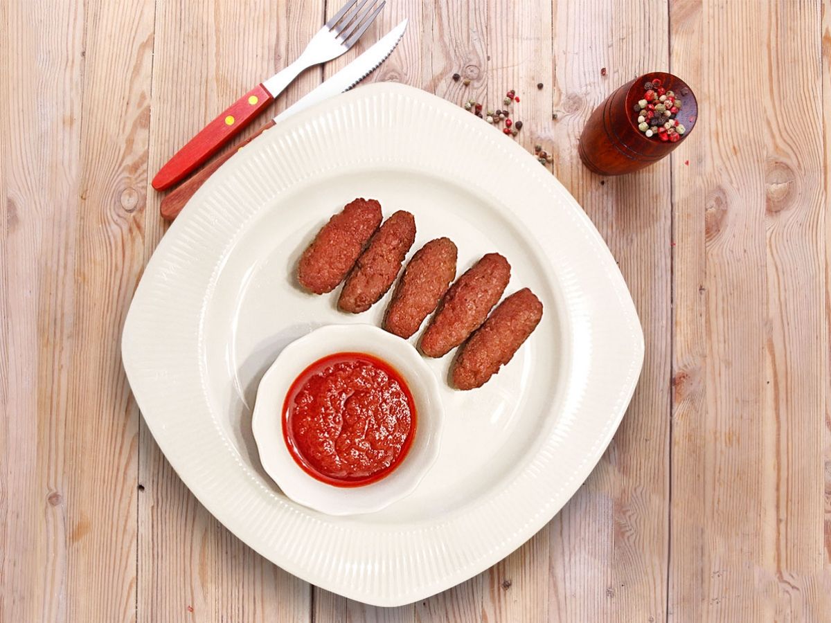 Sultanahmet Köfte (Turkish Meatballs) recipe photo