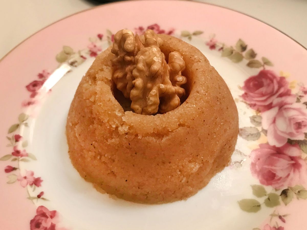 Sütlü İrmik Helvası tarifi görseli