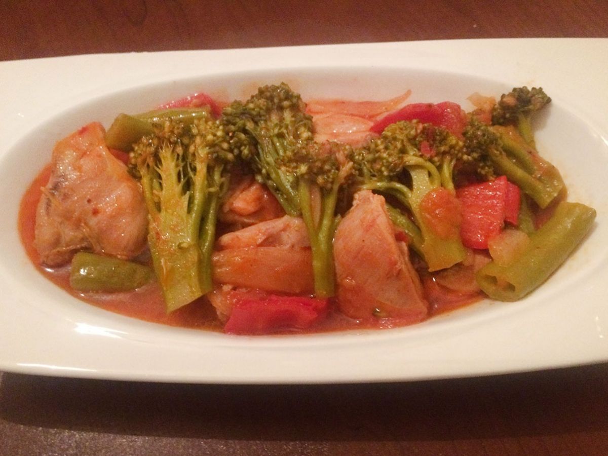 Tavuklu Brokoli Yemeği tarifi görseli