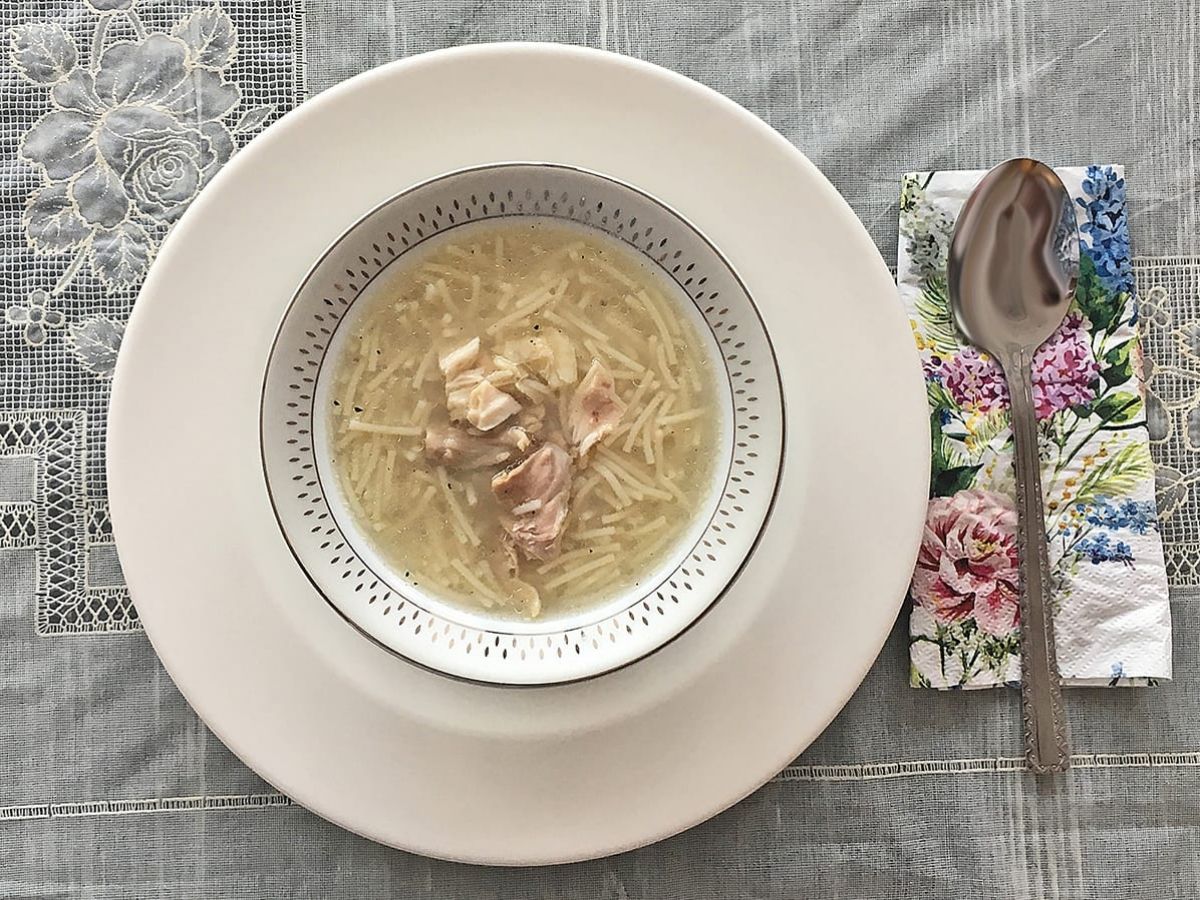 Chicken Vermicelli Soup (Tavuklu Tel Şehriye Çorbası) recipe photo