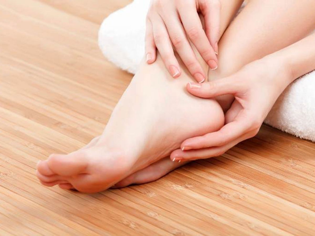 Home Remedies for Cracked Heels image