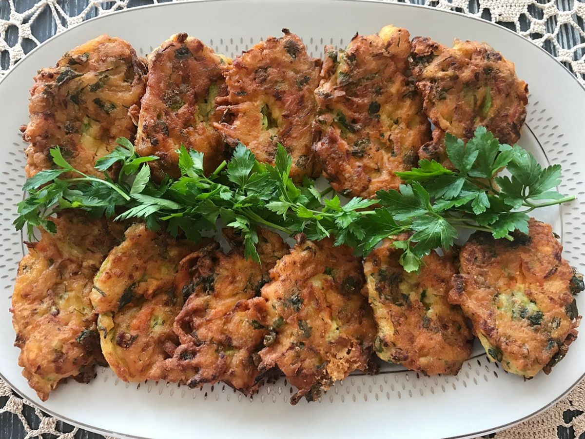 Üç Sebzeli Mücver tarifi görseli